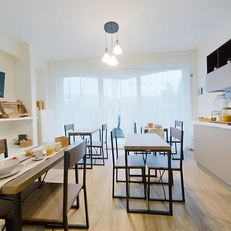 Slow Chic Apartment Beb Policlinico-3